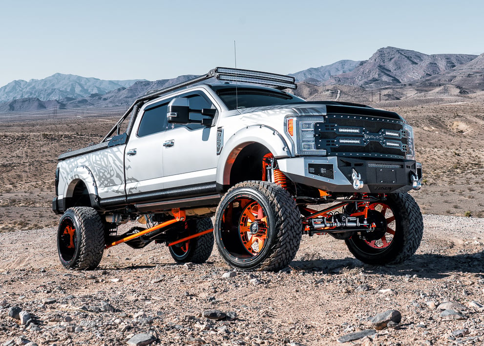 2017-2019 F-250 lifted with stretched out tires