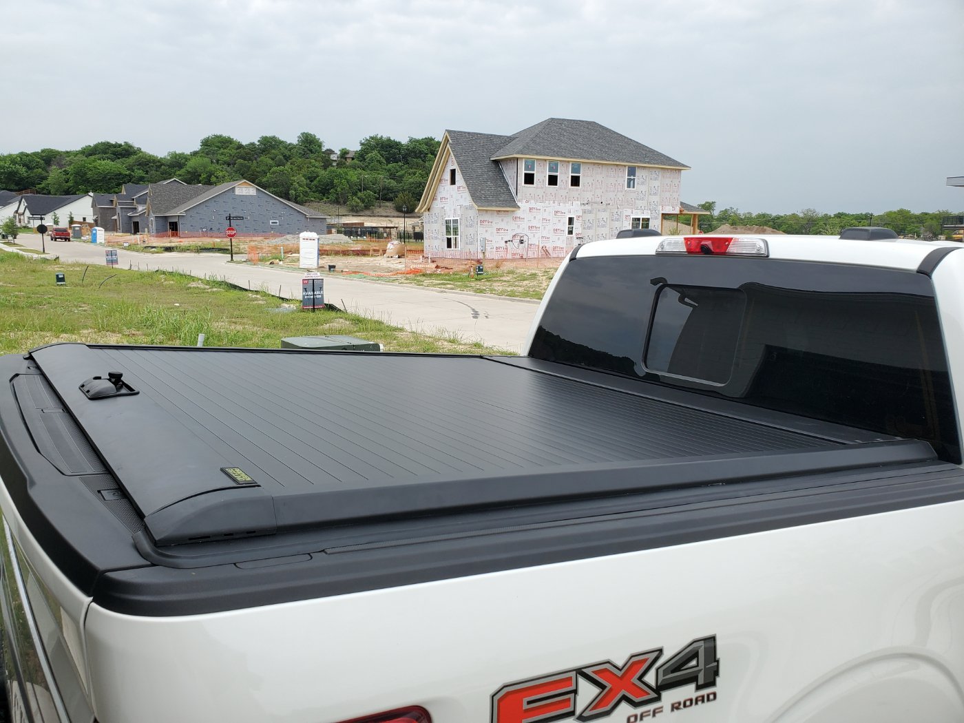 F150 Proven Ground Aluminum Retractable Tonneau Cover