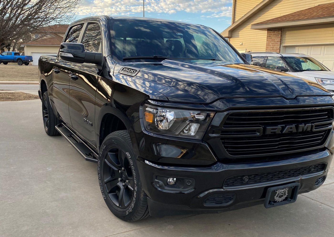 Rocker Armor Side Step Bars on a 19-23 RAM 1500 Crew Cab