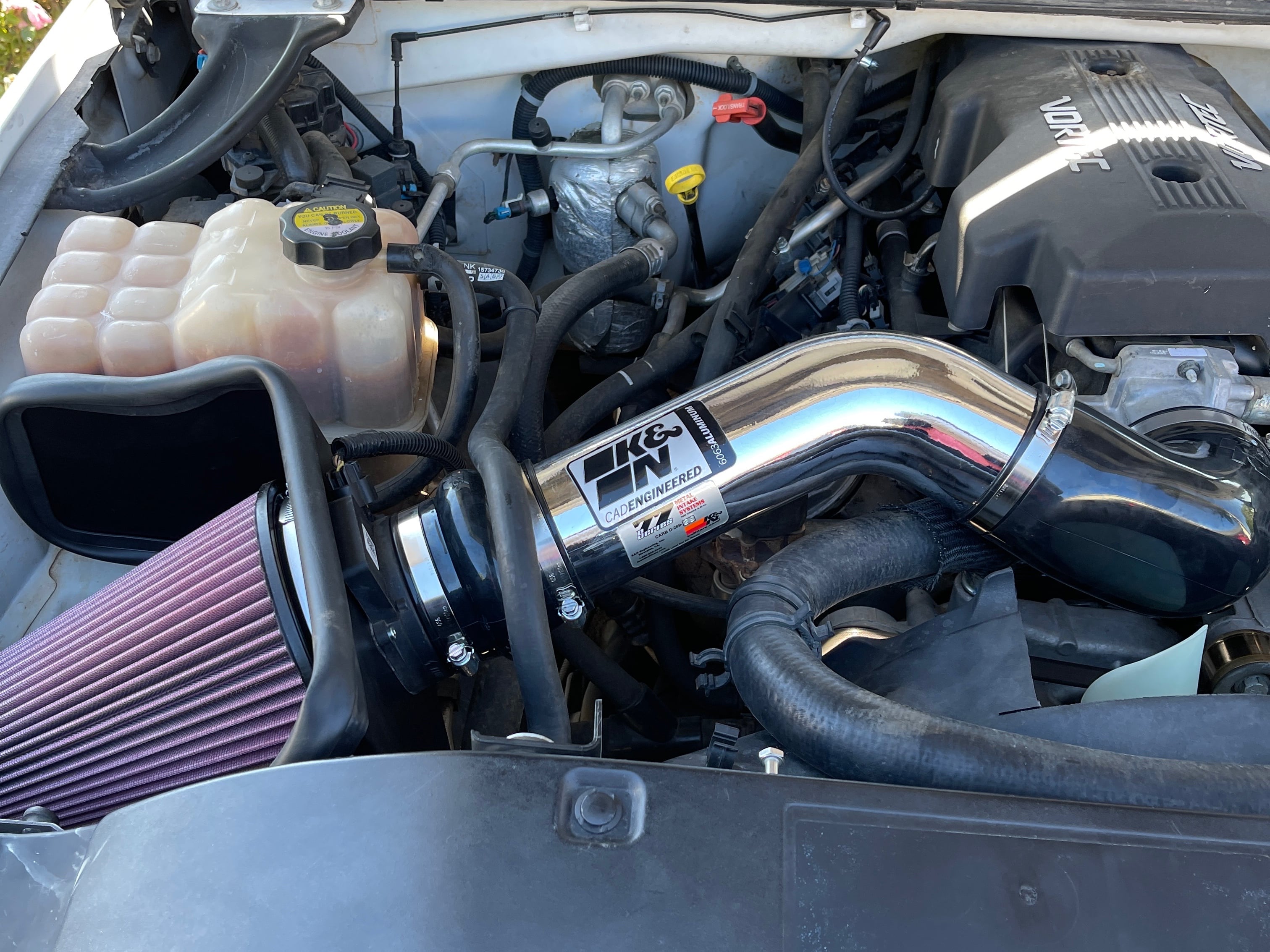 BBK cold air intake system with cotton gauze filter for trucks