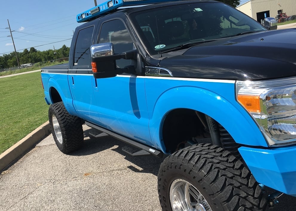 How to Choose Side Steps & Running Boards for Your F-250