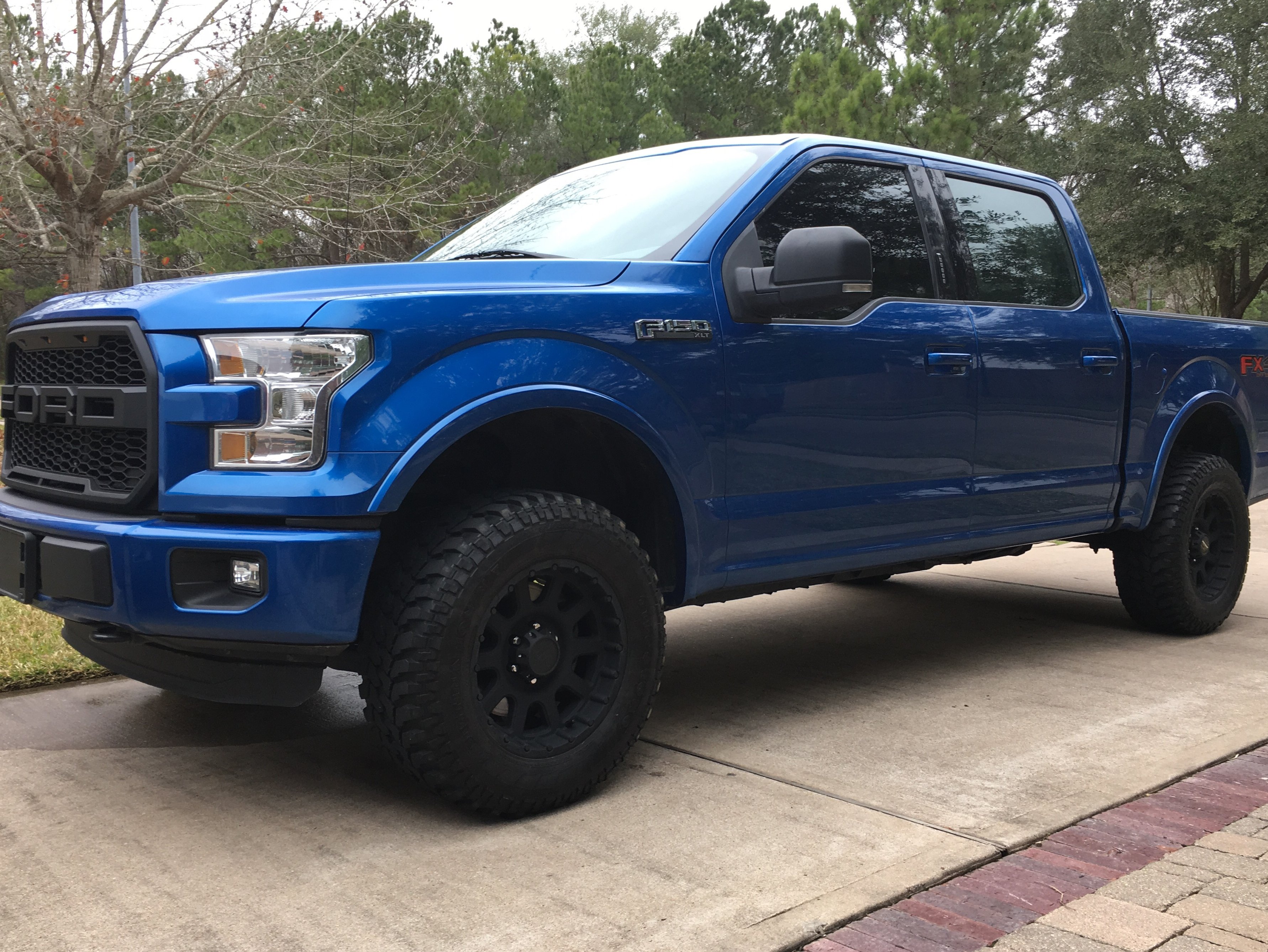 Custom Rims: 3 Key Terms to Know Before Purchasing
