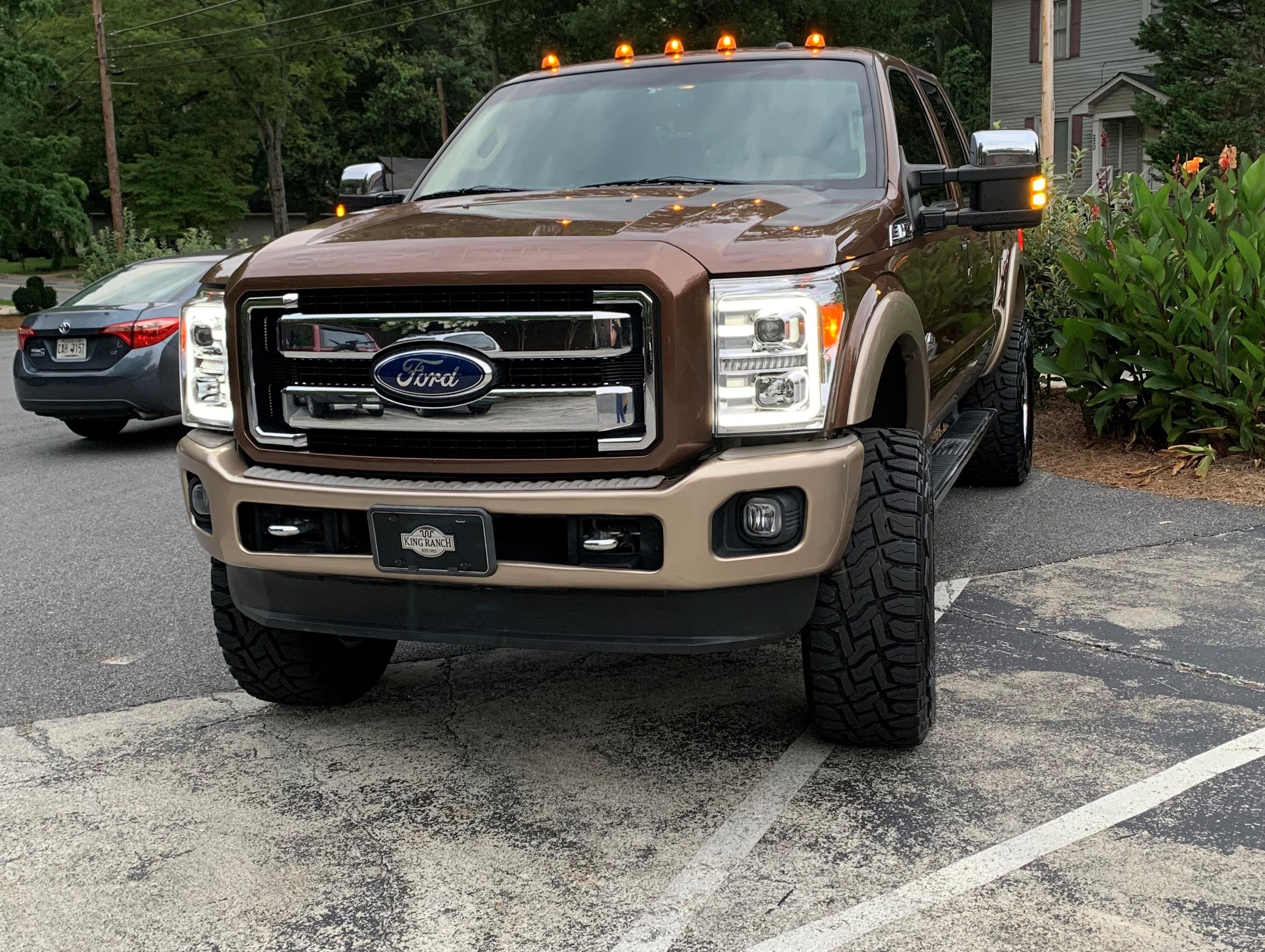 Tail Light & Headlight Buying Guide