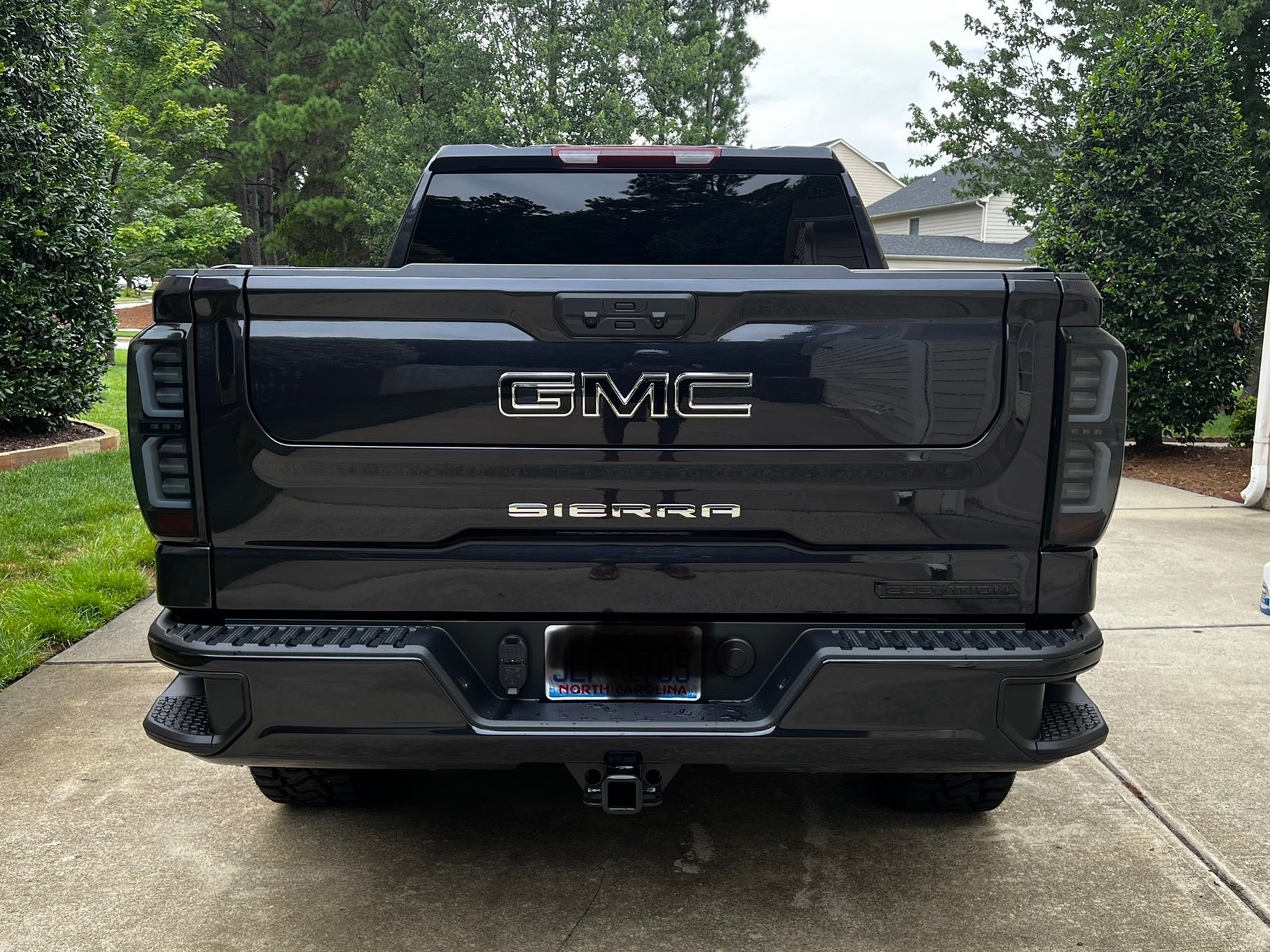 5 Unique Tail Light Housing Color Options