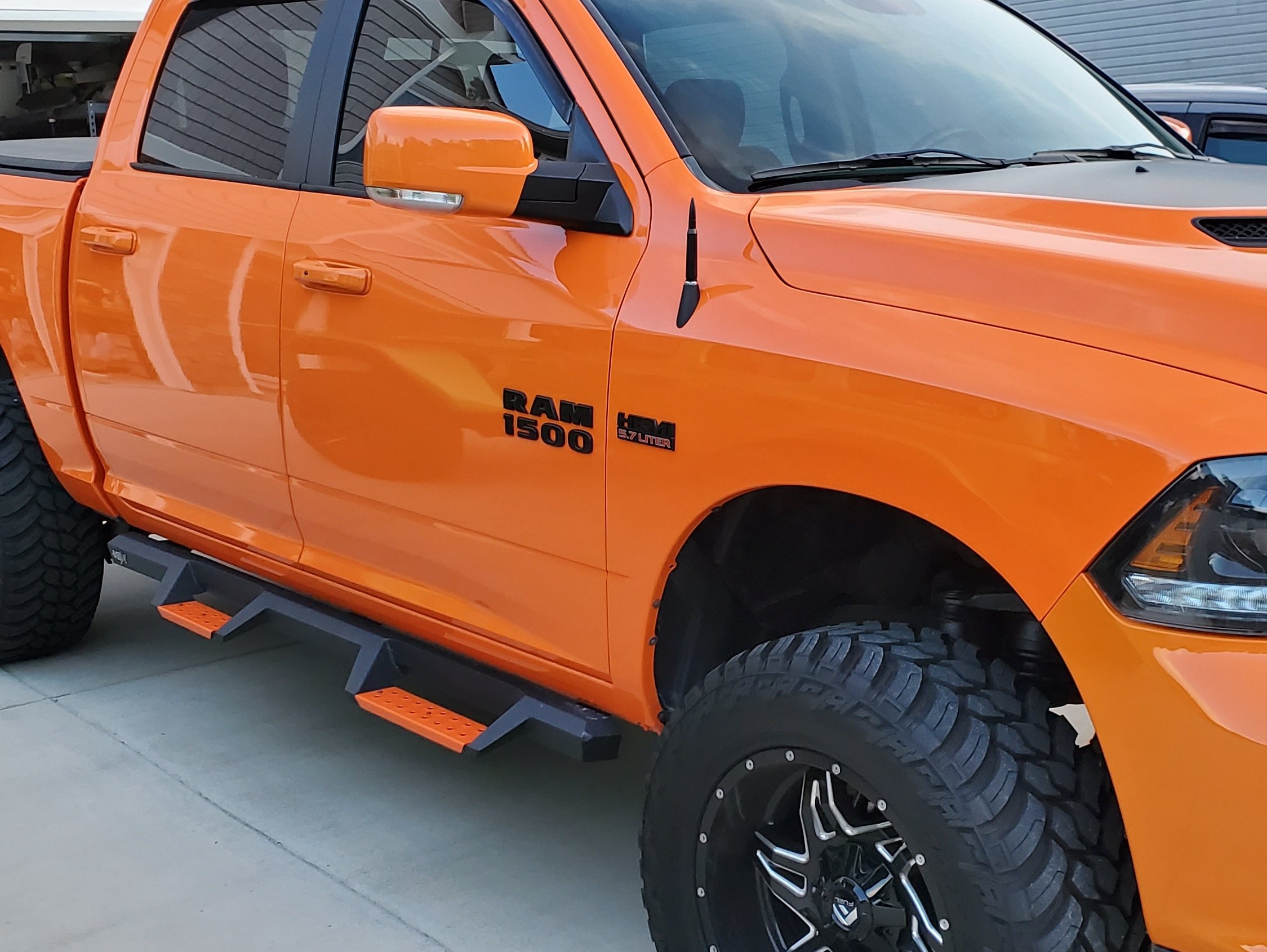 Which Nerf Bars are Best for Your Offroad Rig? Our Top 7 Picks