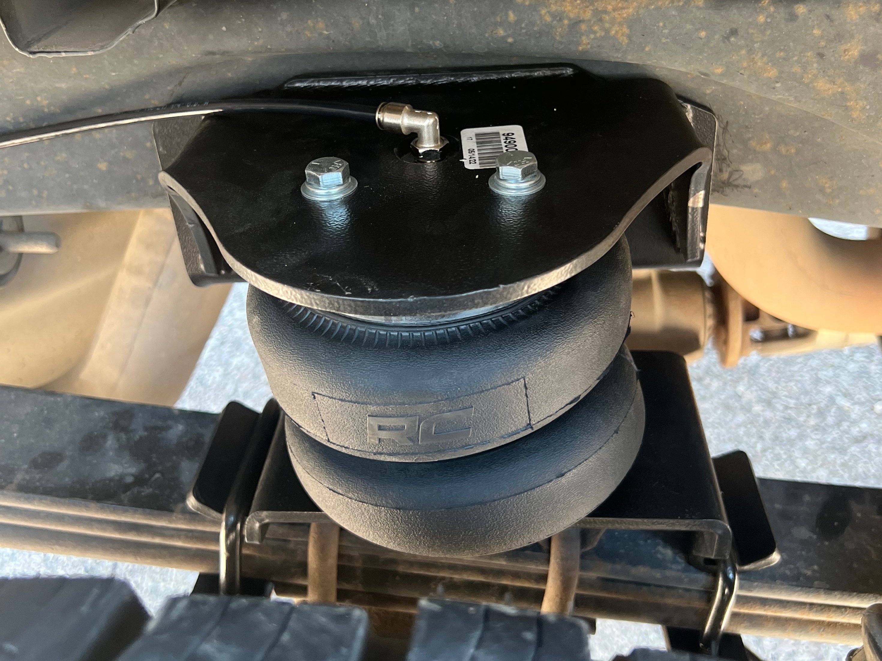 Pros & Cons of Air Suspensions: How Air Suspension Kits Change Your Ride