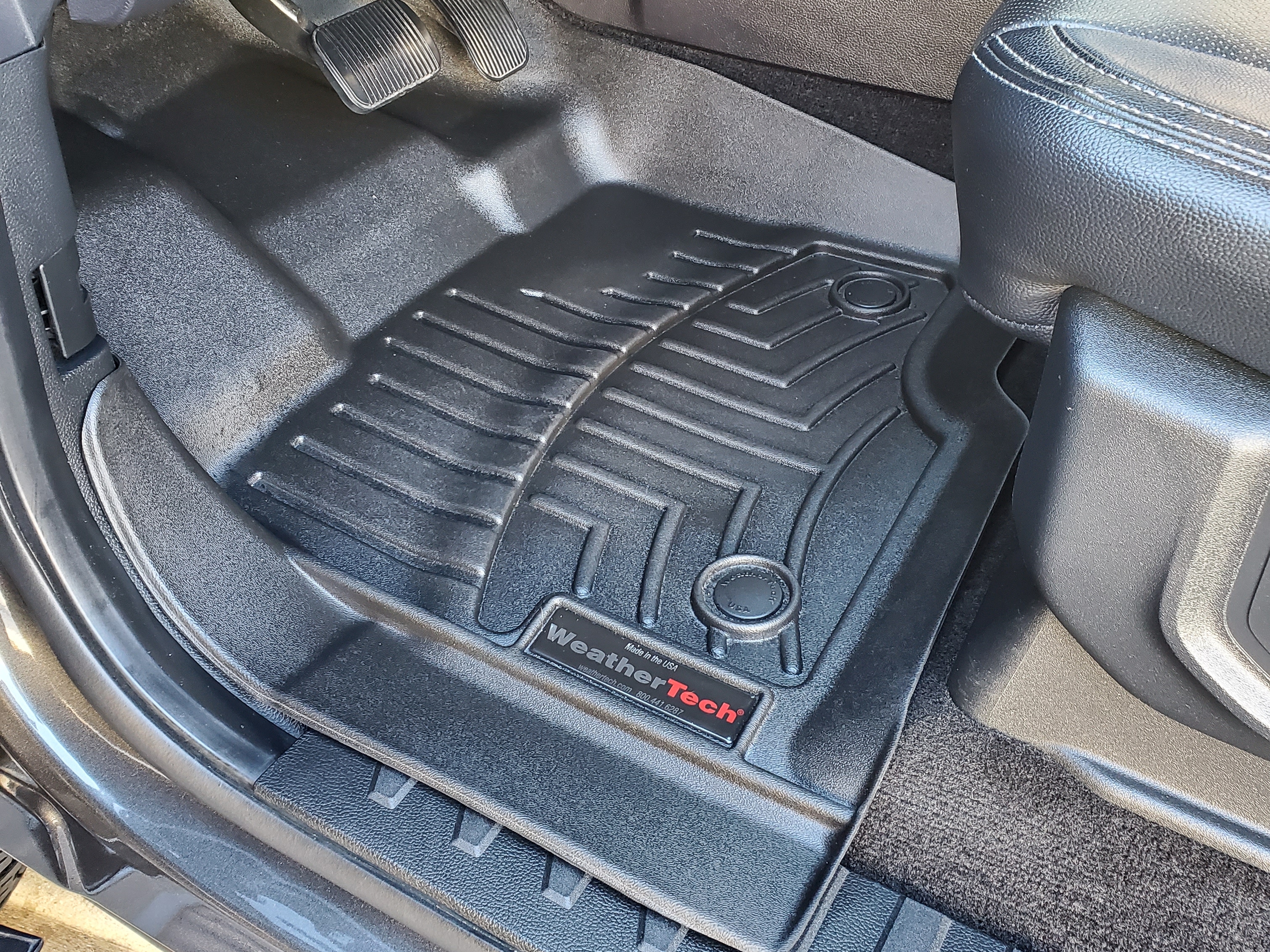 Best All-Weather Floor Mats for Your Car, Truck, or SUV in 2022
