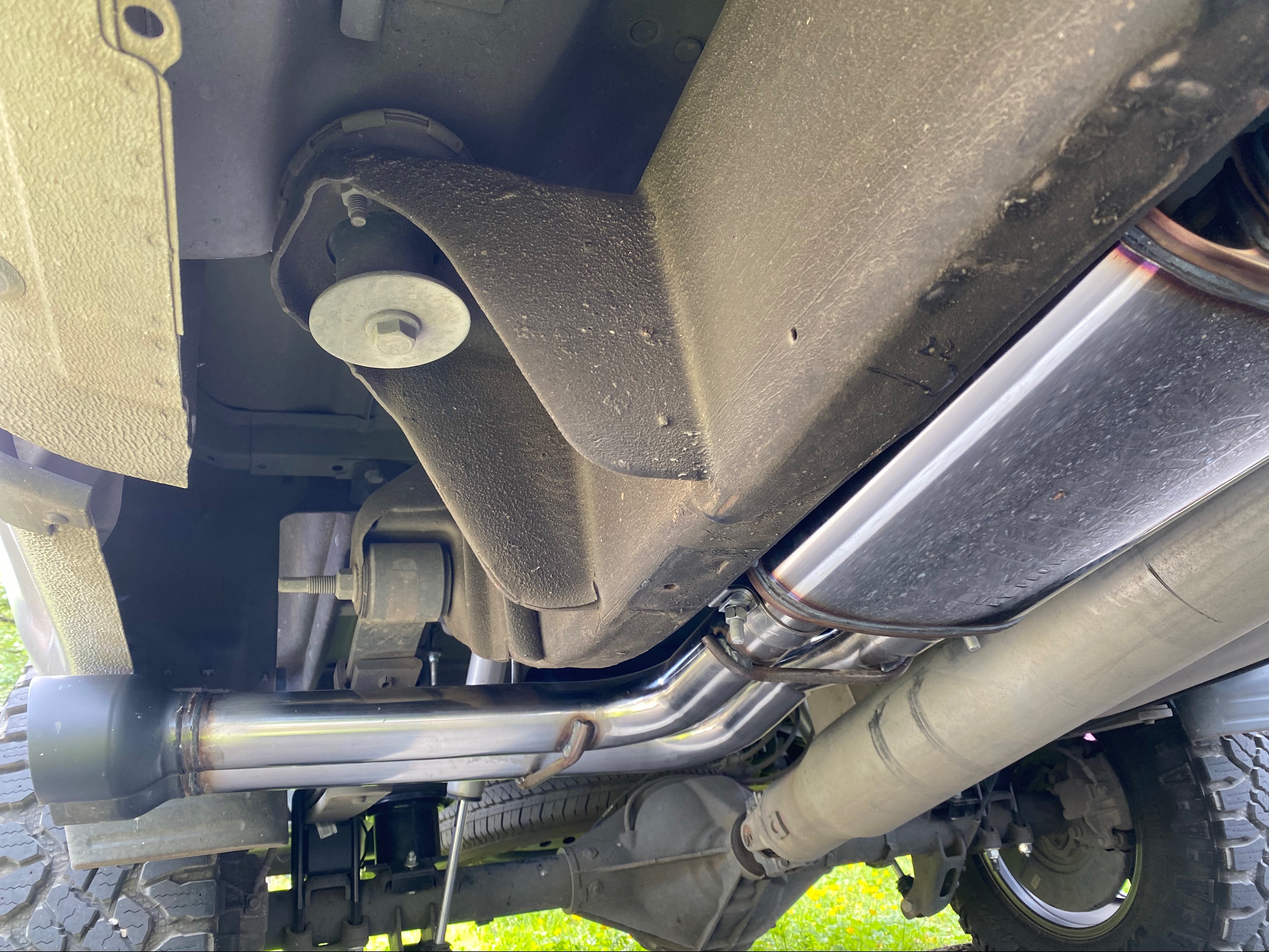 How to Install a Flowmaster Exhaust System