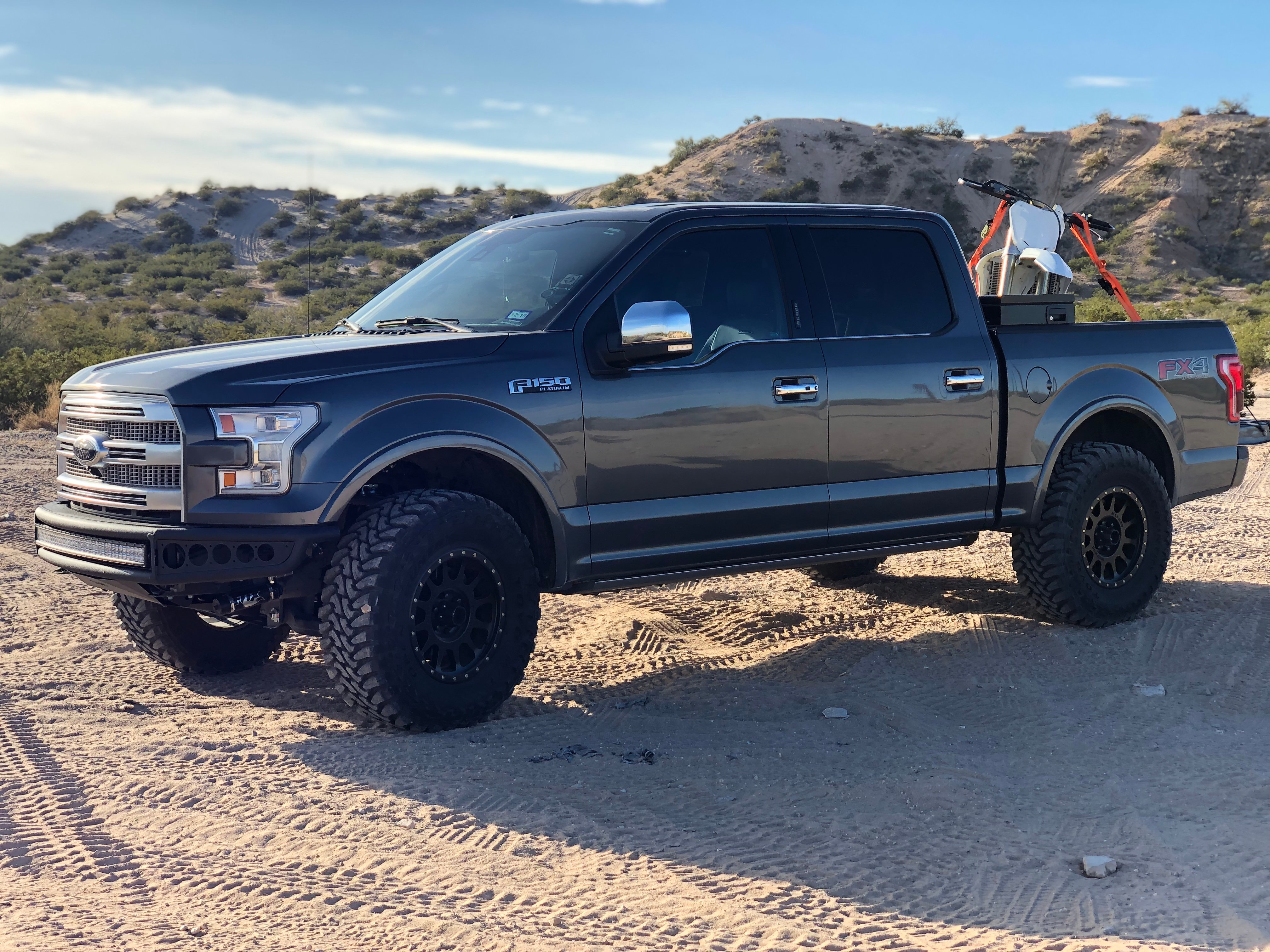 Adjustable vs. Non-Adjustable Ford F-150 Shocks and Struts: Which Should You Choose?