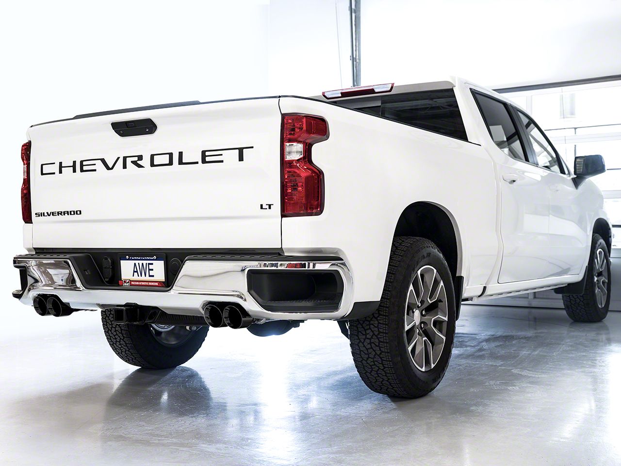 AWE Silverado 1500 0FG Dual Exhaust System with Quad Diamond