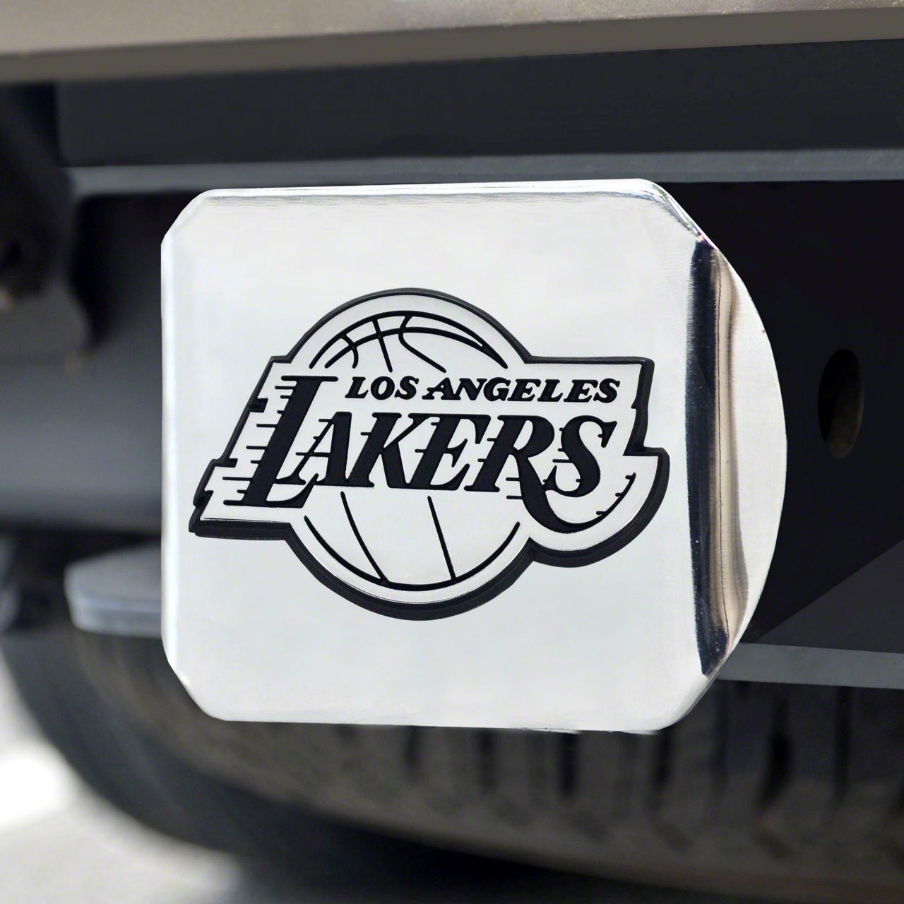 Cornice Portatarga Los Angeles Lakers Cromata E Nera: Resistente Metallo 15,2x31,1 Cm Per Auto, Con Fori Preforati