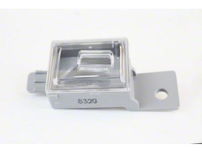 GM License Plate Light Housing; Right (14-18 Sierra 1500)