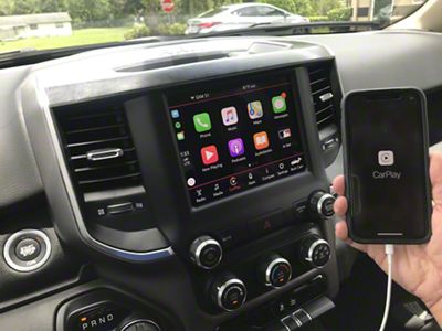 Infotainment UAM Radio Uconnect 4 with 8.4-Inch Display with Apple CarPlay and Android Auto Upgrade (19-21 RAM 1500)