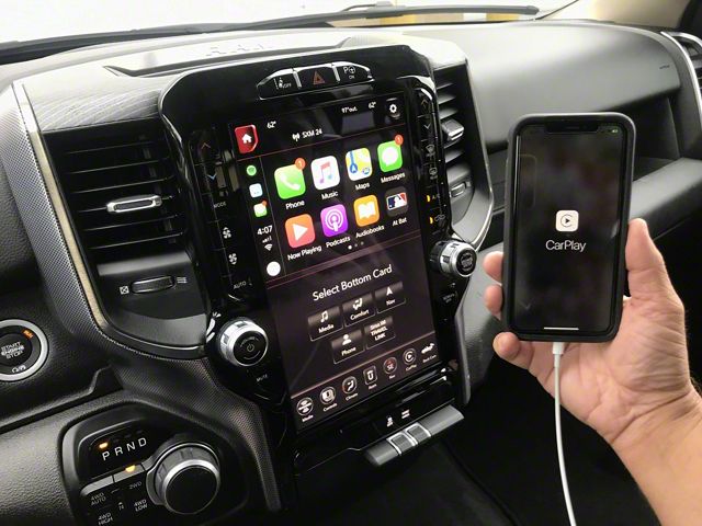Infotainment UAX Uconnect 4C NAV with 12-inch Touchscreen including Apple CarPlay and Android Auto Upgrade (19-24 RAM 1500 Laramie)