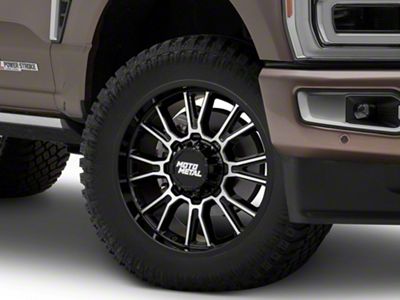 Moto Metal Legacy Gloss Black Machined 8-Lug Wheel; 18x9; 1mm Offset (23-25 F-350 Super Duty SRW)
