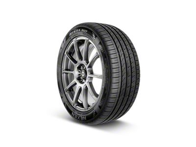 Nexen N'Fera AU7 Tire (26" - 215/55R17)