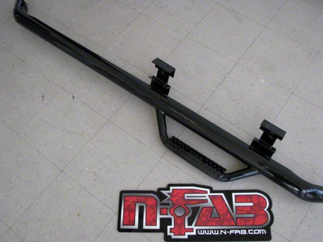 N-Fab Cab Length Nerf Side Step Bars; Textured Black (04-08 F-150 Regular Cab)