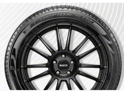 Pirelli Scorpion Verde Run-Flat Tire (29" - 255/45R20)