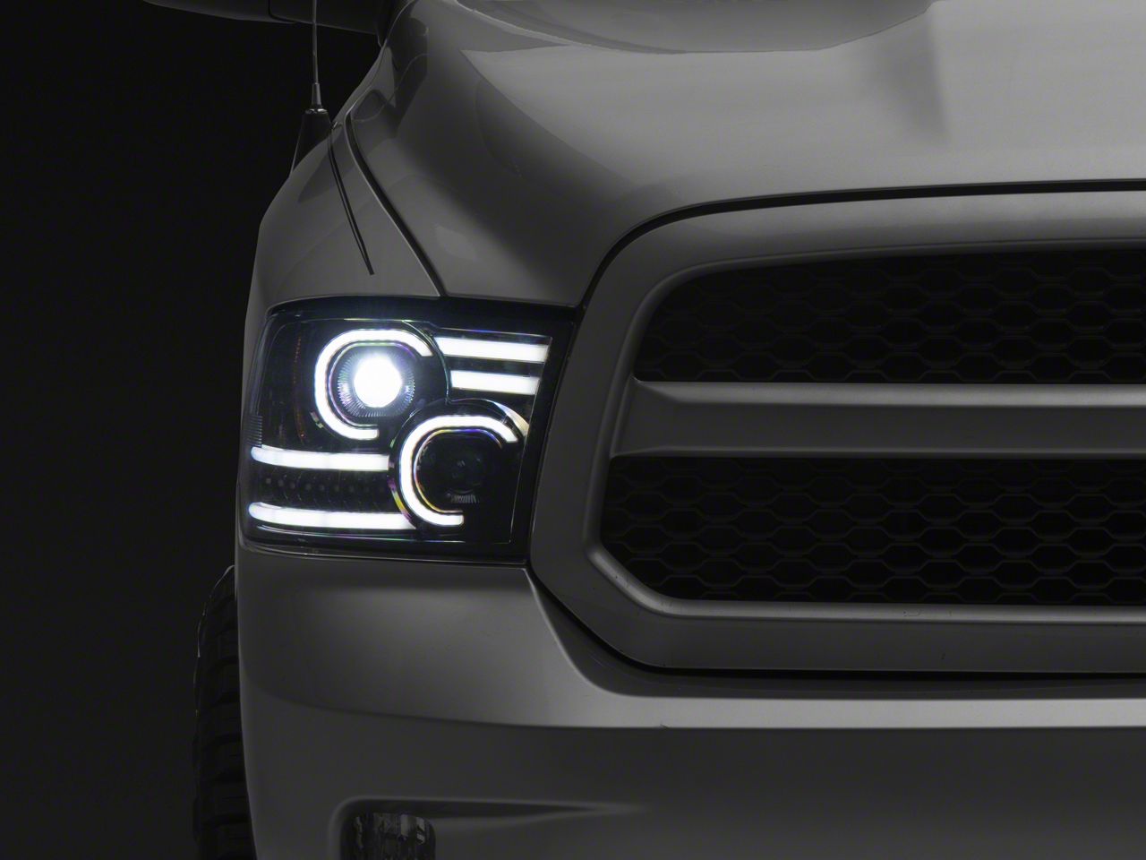 RAM 1500 Sequential Turn Signal Projector Headlights; Black Housing