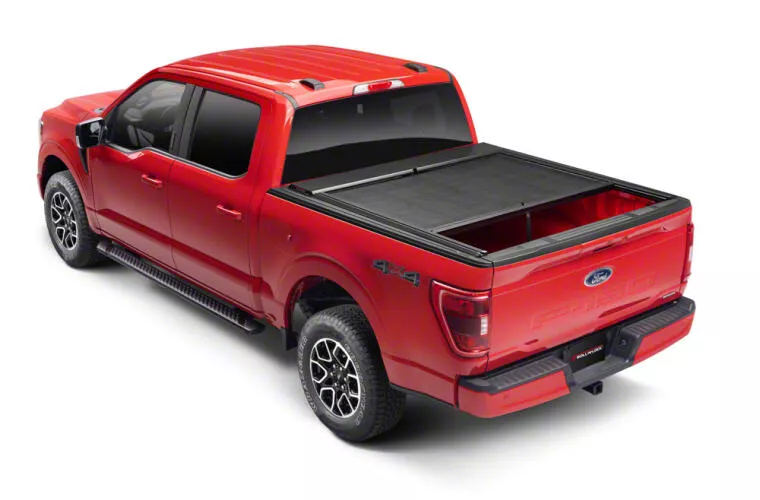 Roll-N-Lock M-Series XT Retractable Bed Cover (21-24 F-150)