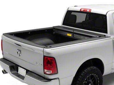 Roll-N-Lock A-Series Retractable Bed Cover (09-18 RAM 1500 w/ 5.7-Foot & 6.4-Foot Box & w/o RAM Box)