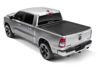 Roll-N-Lock E-Series XT Retractable Bed Cover (19-24 Silverado 1500 w/ 5.80-Foot Short & 6.50-Foot Standard Box & w/o CarbonPro Bed)