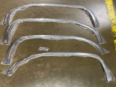 Fender Trim; Stainless Steel (19-25 Sierra 1500)
