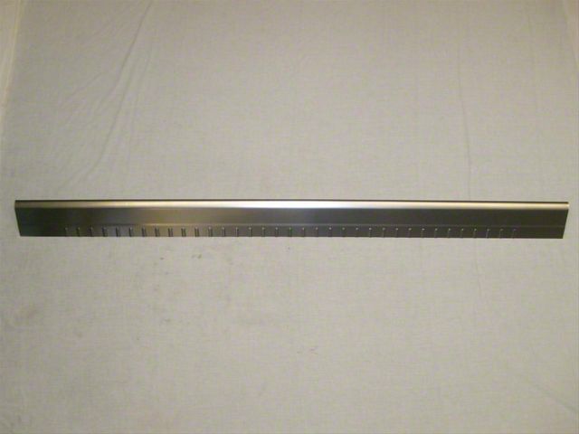 Replacement Outer Rocker Panel (99-06 Silverado 1500 Extended Cab)