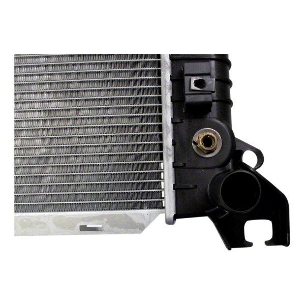 1-Row Aluminum Radiator – 2014-2016 Chevy Silverado 1500 / GMC Sierra 1500 / Yukon XL – 5.3L 6.2L – TTEM AUTOPARTS
