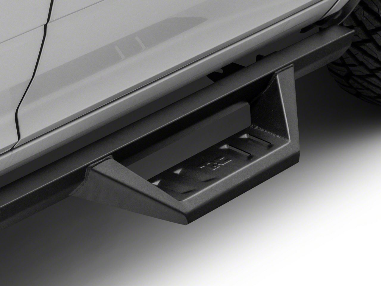 ramページ RAM 1500 Sidewinder Running Boards (09-18 RAM 1500 Crew Cab