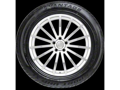 Vantage Sport UHP XL Tire (33" - 275/50R22)
