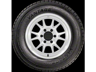 Vantage SUV Tire (31" - 265/60R18)