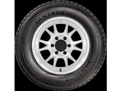 Vantage SUV Tire (27" - 205/75R15)