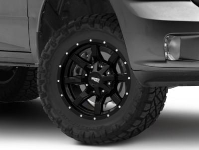 みりあん☺︎18 Moto Metal RAM 1500 MO970 Gloss Black with Milled Lip 5-Lug